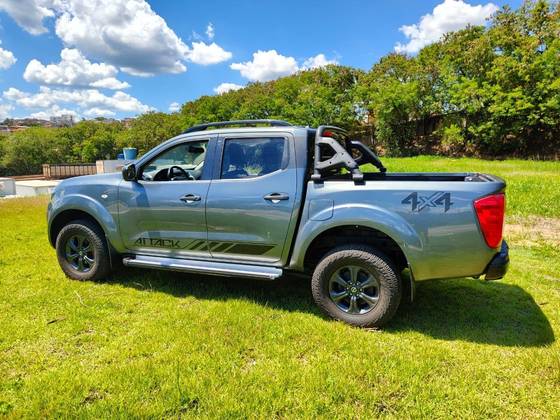 NISSAN FRONTIER 2.3 16V TURBO DIESEL ATTACK CD 4X4 AUTOMÁTICO